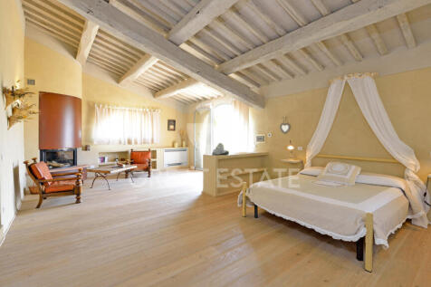 Interno