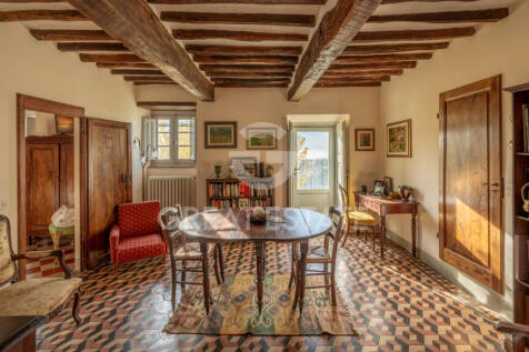 Interno