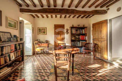 Interno