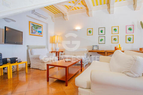 Interno