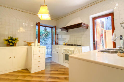 Interno