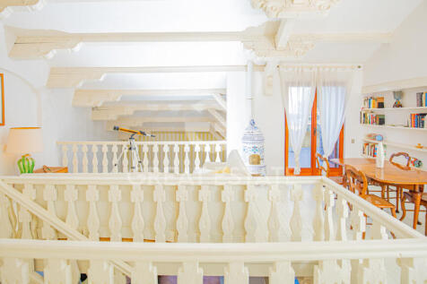 Interno