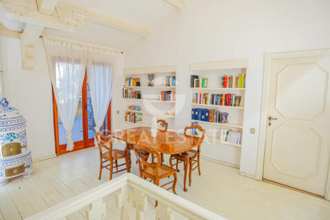 Interno
