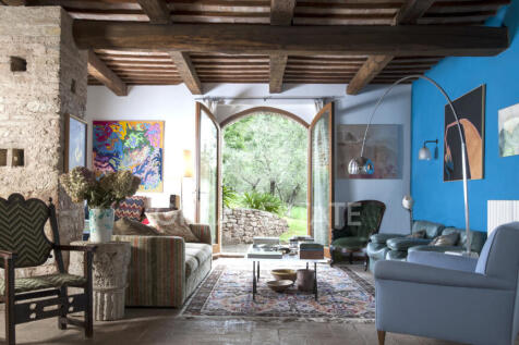 Interno