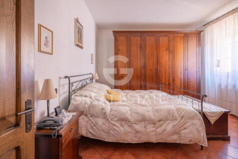 Interno
