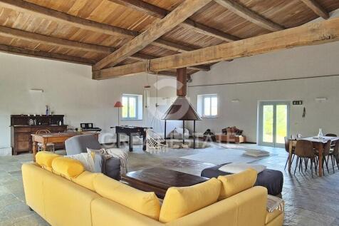 Interno