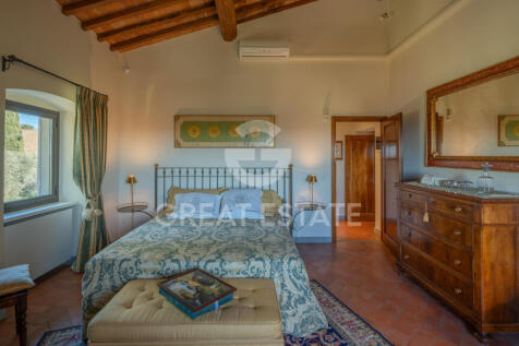 Interno