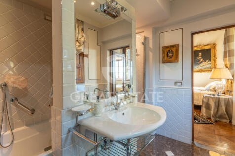 Interno