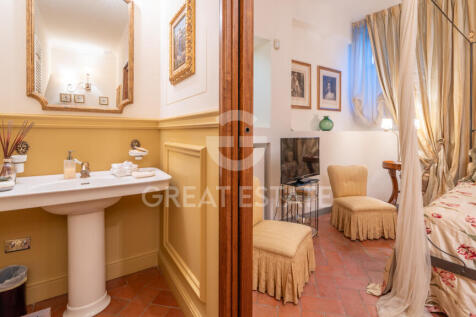 Interno