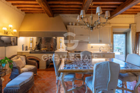 Interno