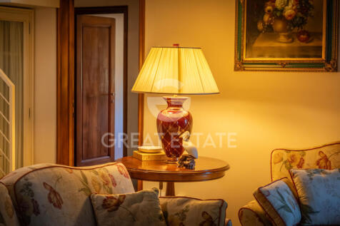 Interno