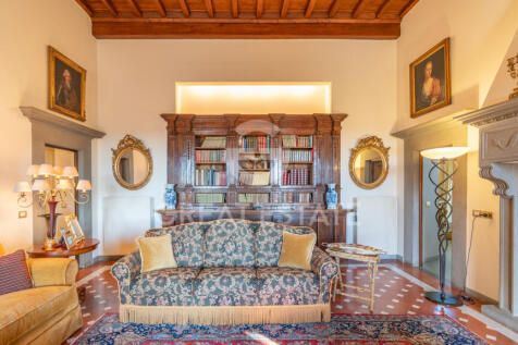 Interno