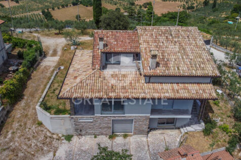 Esterno