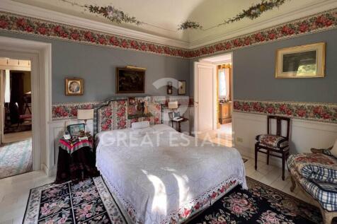 Interno