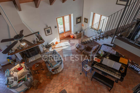 Interno