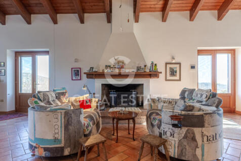 Interno