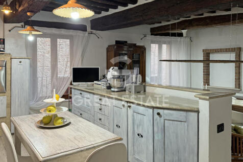 Interno