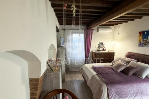 Interno
