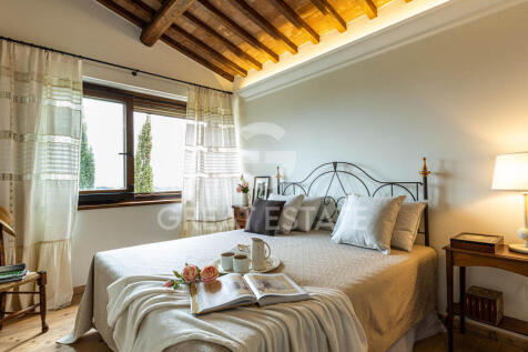 Interno