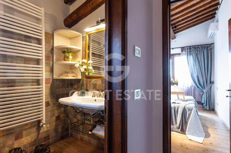 Interno