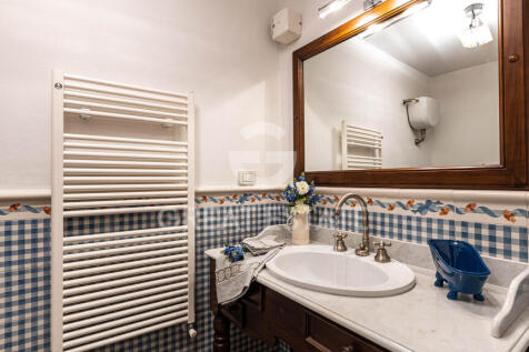 Interno