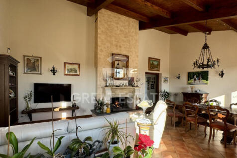 Interno