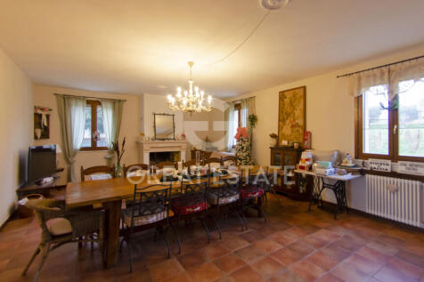 Interno