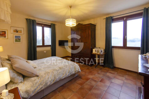 Interno