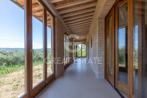 Interno