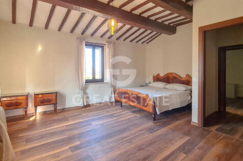 Interno