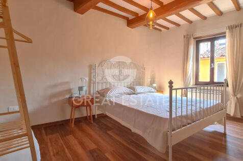 Interno