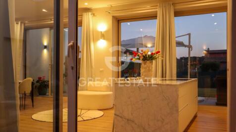 Interno