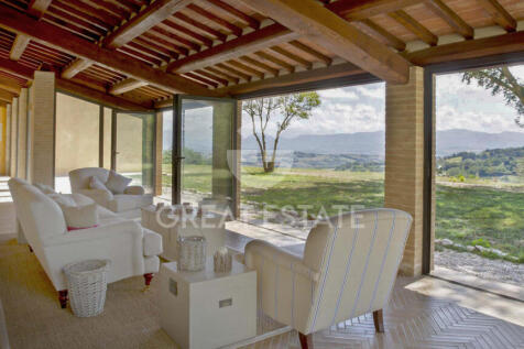 Interno