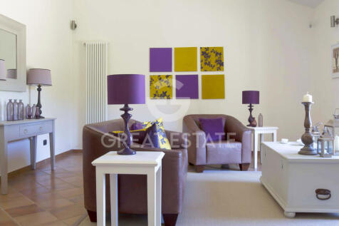 Interno