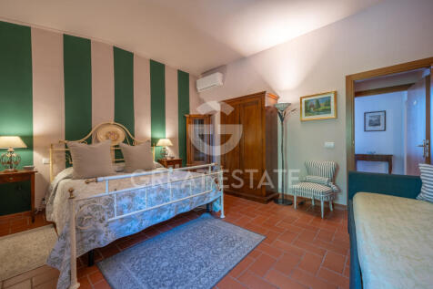 Interno