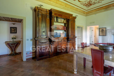 Interno
