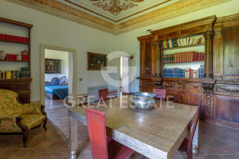 Interno