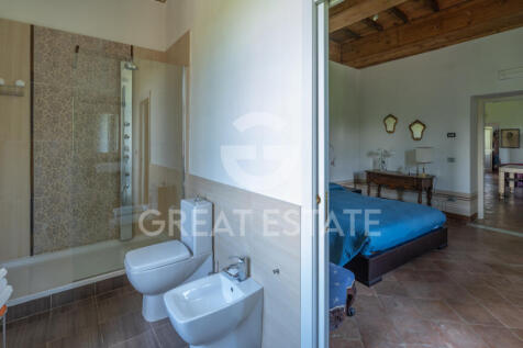 Interno