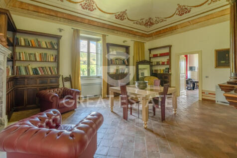 Interno