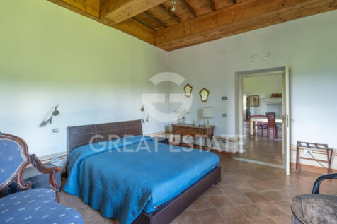 Interno
