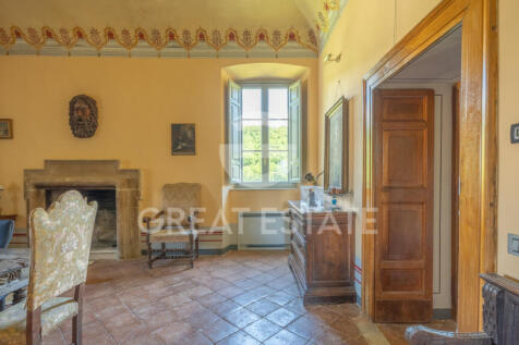 Interno