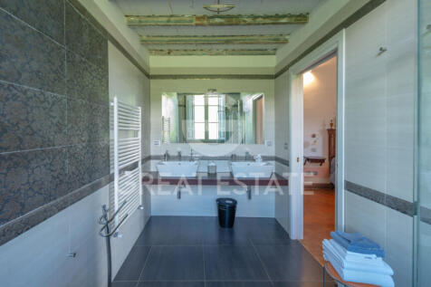Interno