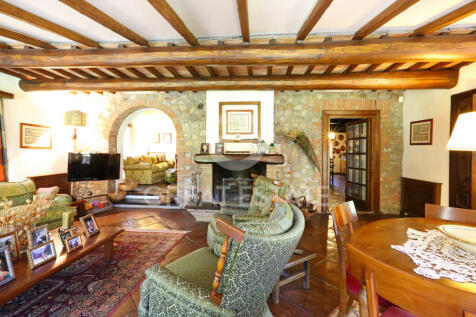 Interno