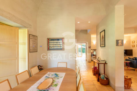 Interno
