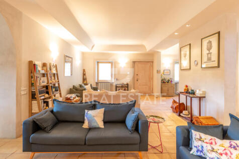 Interno