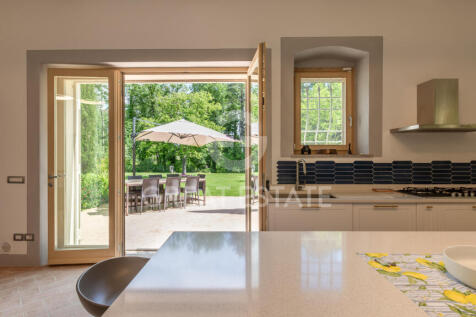Interno