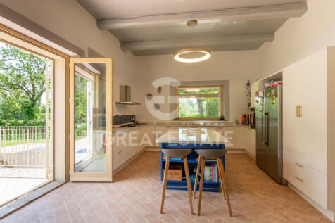 Interno