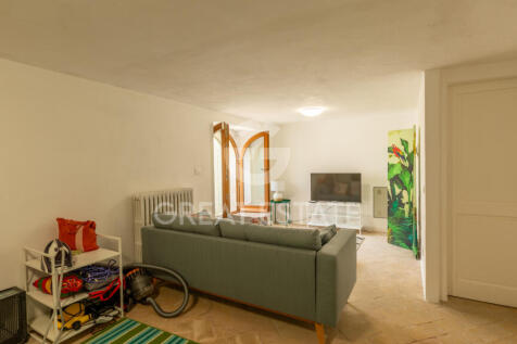 Interno