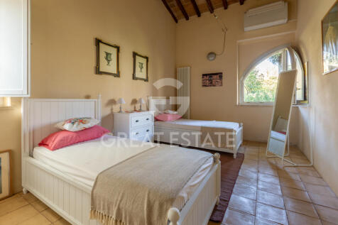Interno