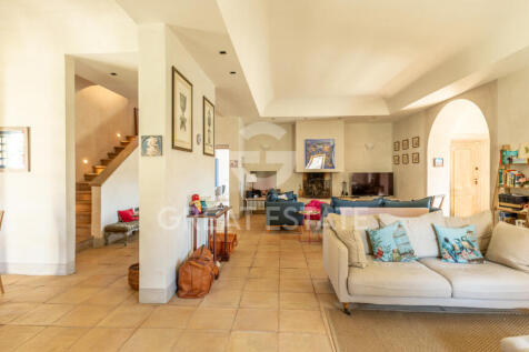 Interno